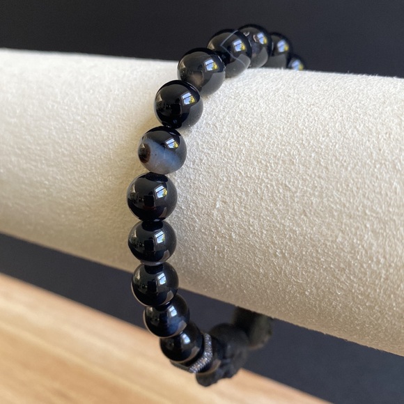 Gray Banded Agate Skull Bracelet with Micro Pace CZ Hex Beads - Picture 5 of 6